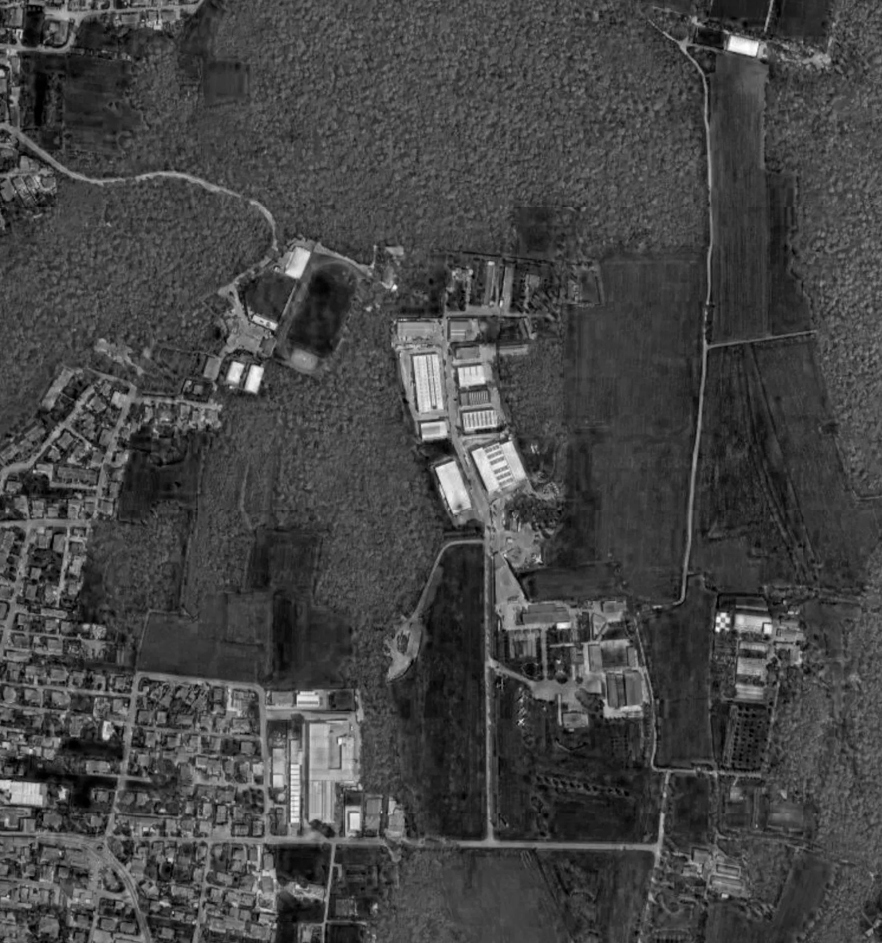 Aerial view of the Macchi Serafino premises in Oggiona con Santo Stefano