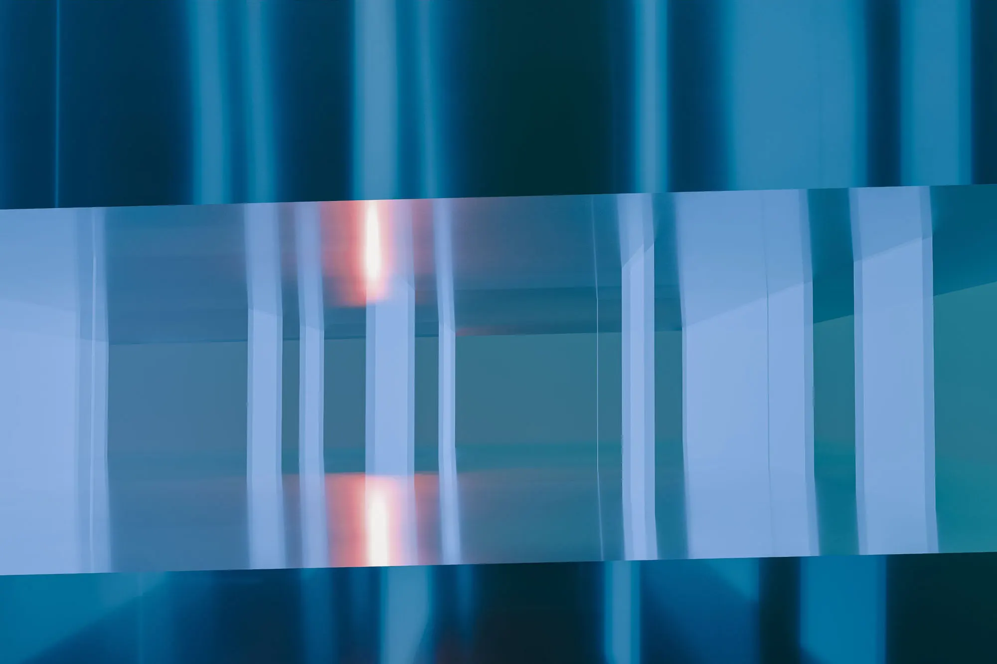 Acrylic for medical applications: clear components in blue light